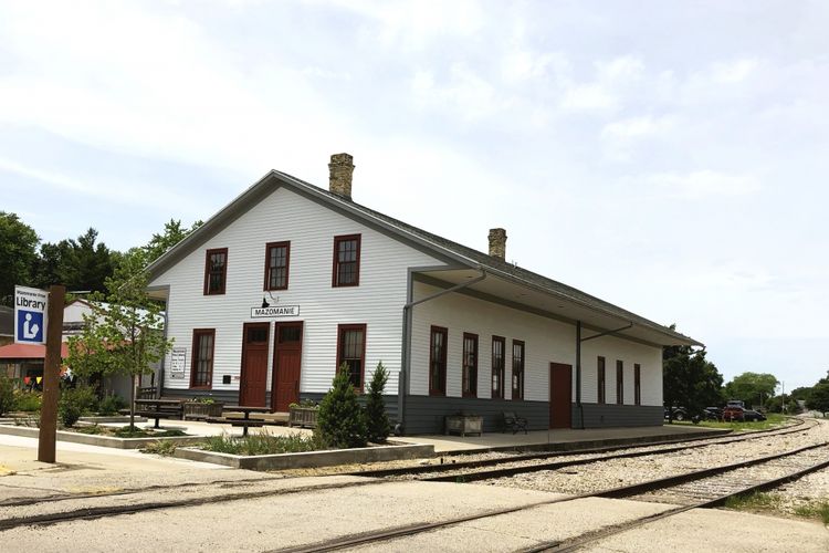 Mazomanie, Wisconsin Real Estate & Homes for Sale